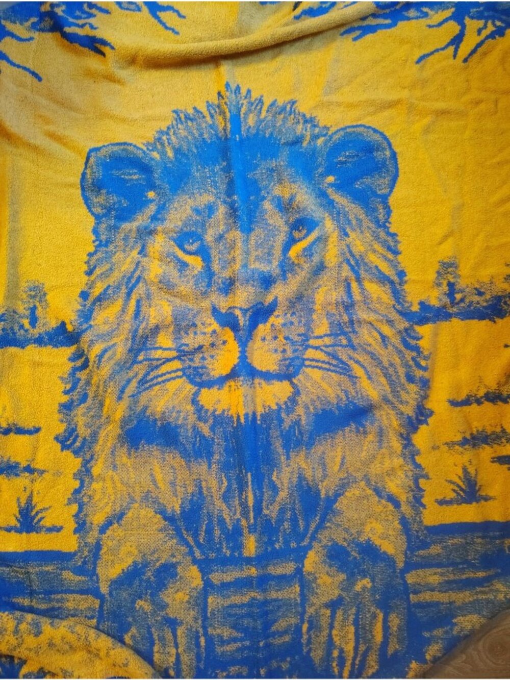 Vintage San Marcos Large Lion Blanket, Yellow Blue Reversible, 78" x 86", READ